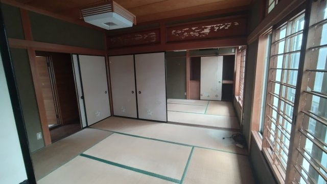６６６６９　岐阜市西改田住居付店舗の和室