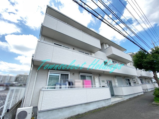 大和市深見西２丁目のアパートの外観
