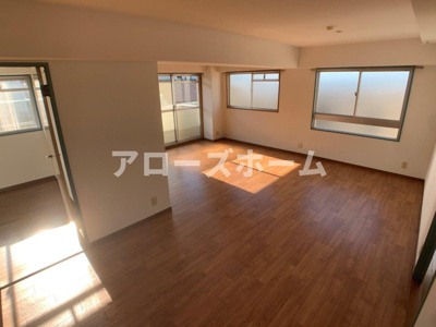 【居間・リビング】 | エスペランサ池上 | ※室内写真は前回募集の別室につきイメージです。