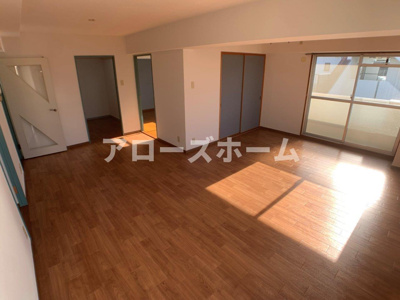 【居間・リビング】 | エスペランサ池上 | ※室内写真は前回募集の別室につきイメージです。