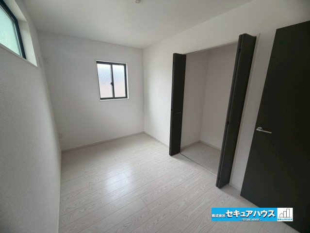 【今すぐご案内可能】名古屋市南区赤坪町　全5棟の洋室|【洋室】
◆お子様のお部屋や主寝室、来客時の宿泊室、趣味のお部屋としてもご利用いただけます♪