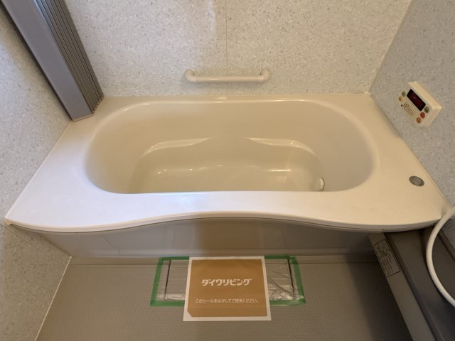 ファミール才の浴室