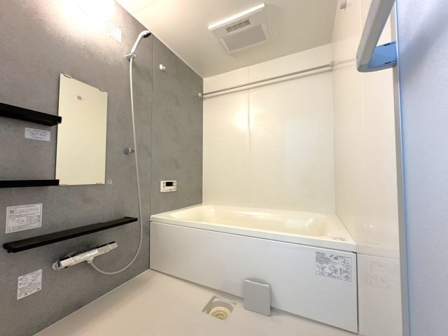 リビングゆったり約２０.５帖◆ペット飼育可◆地下鉄「六地蔵」駅徒歩１０分◆クレステージ桃山の浴室|浴室