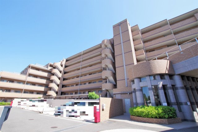 リビングゆったり約２０.５帖◆ペット飼育可◆地下鉄「六地蔵」駅徒歩１０分◆クレステージ桃山