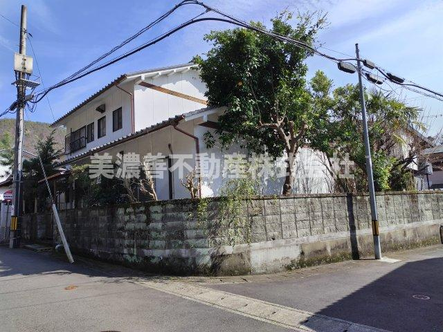 ６６５９４　岐阜市長良土地の外観