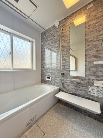 青葉区錦ケ丘六丁目の浴室