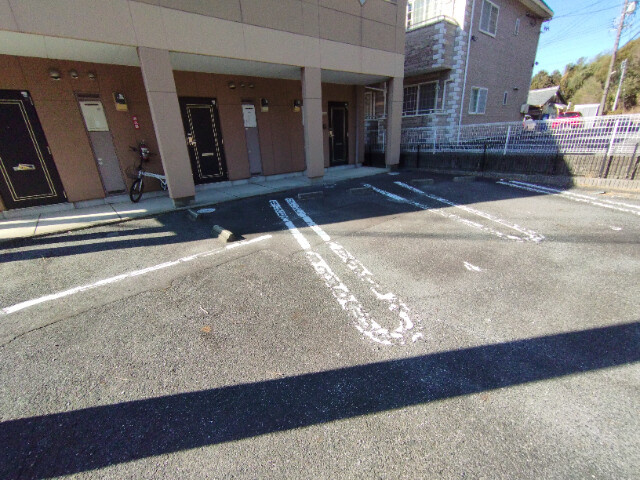 レインボーヒルズＳ’Ⅱの駐車場