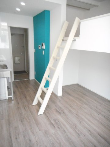 アカンサスの居間・リビング