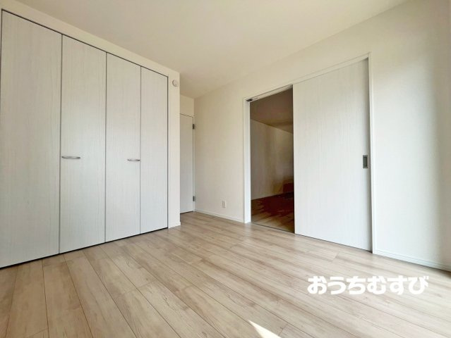 春日井市六軒屋町1312番(全1棟)の洋室