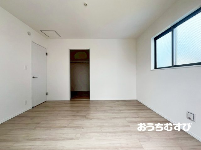 春日井市六軒屋町1312番(全1棟)の洋室