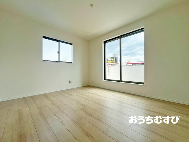 春日井市六軒屋町1312番(全1棟)の洋室
