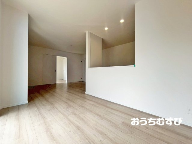 春日井市六軒屋町1312番(全1棟)の居間・リビング