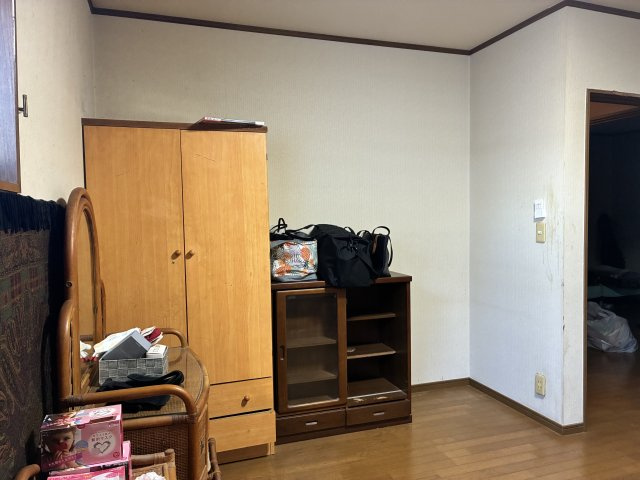 【オール電化】香南市夜須町手結　中古住宅の内装|収納もしっかり確保できる、使いやすいお部屋です
