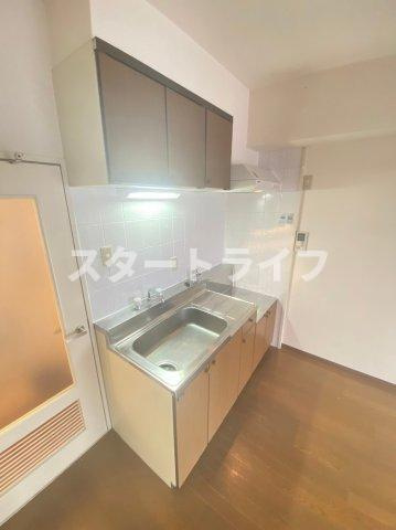 大阪市淀川区西三国１丁目の賃貸マンションのキッチン