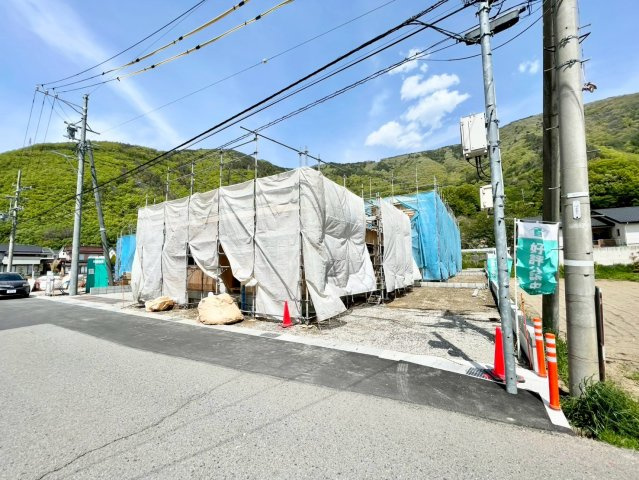千曲市戸倉第６の前面道路含む現地写真