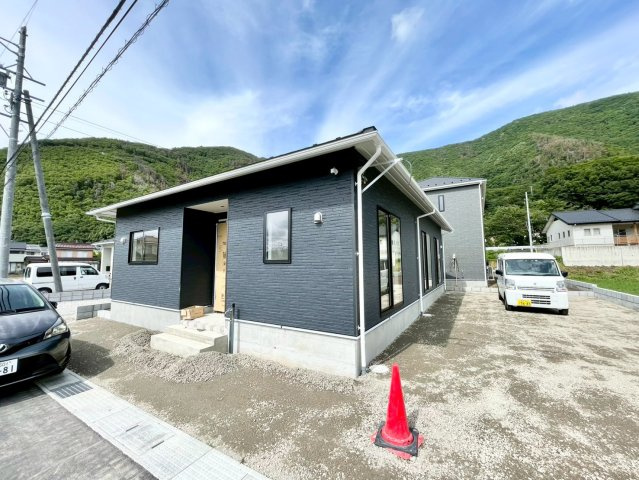 千曲市戸倉第６の外観|仕様のご確認やローンのご相談は＜Tel 026-477-7419＞まで♪　５号棟