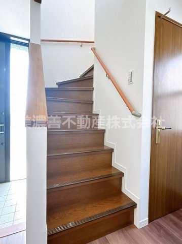 ５４９４７　岐阜市隆城町中古戸建ての内装