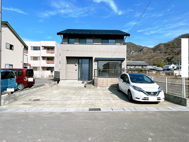 ５４９４７　岐阜市隆城町中古戸建ての外観