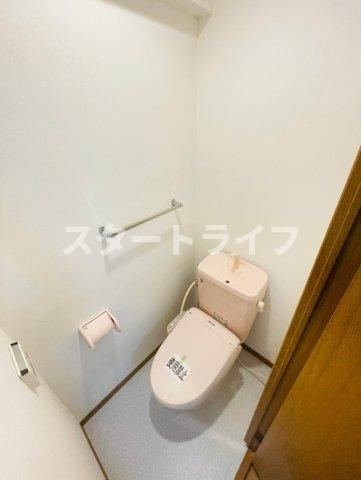 大阪市淀川区東三国３丁目の賃貸マンションのトイレ