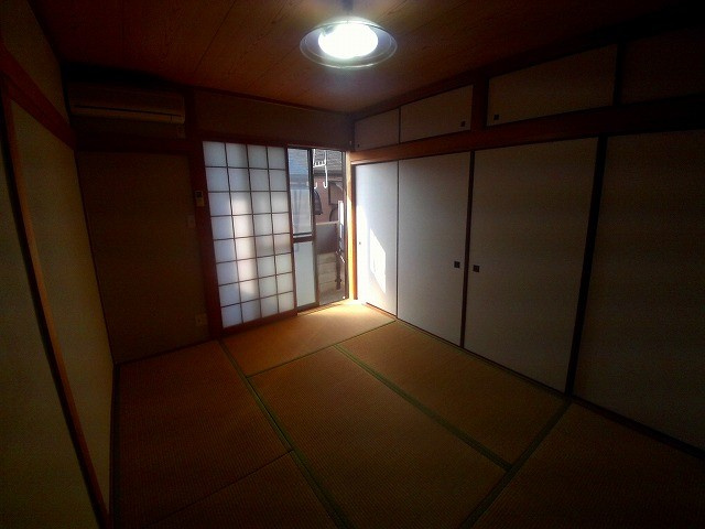 第一ピーナッツ住宅の和室