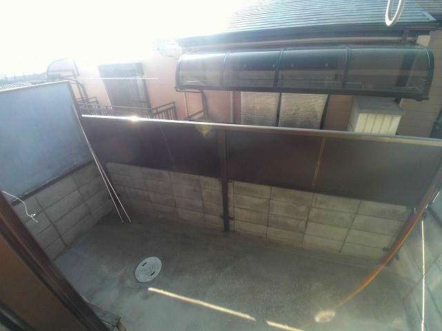 第一ピーナッツ住宅のバルコニー