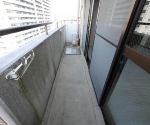 パークモダン新大阪（サムティ新大阪WEST）のバルコニー
