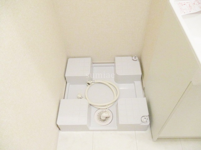アルビネス東十条の設備|洗濯機置き場です☆