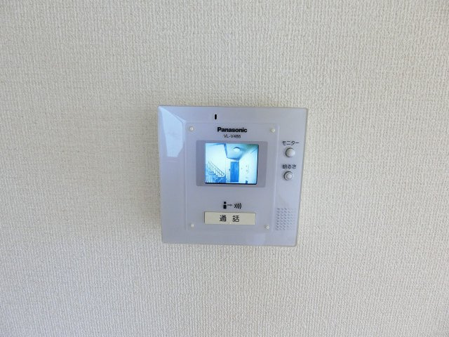 ハウスフリーデⅢのセキュリティ|モニター付きインターホン