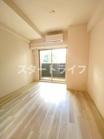 大阪市東淀川区東中島２丁目の賃貸マンションの居間・リビング