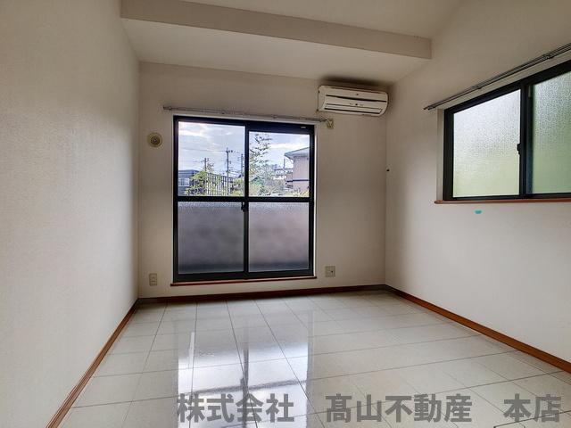 メゾン宗像の洋室