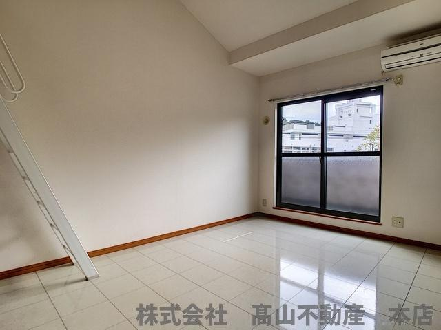 メゾン宗像の洋室