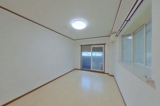 ６６４０８　瑞穂市穂積アパートの内装