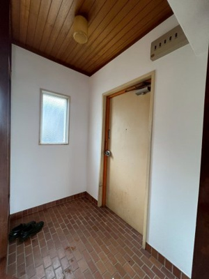 【玄関】 | 茨木市山手台4丁目貸家