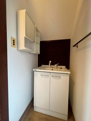 【洗面所】 | 茨木市山手台4丁目貸家
