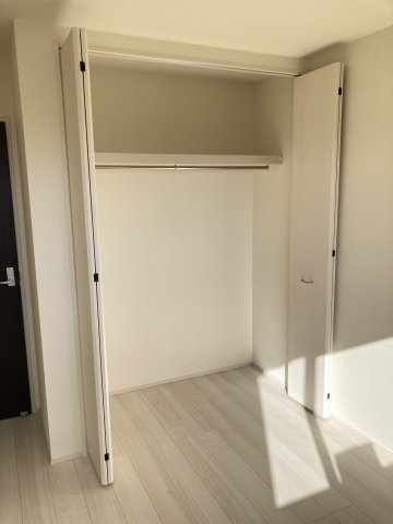 リーブルガーデンＳ高崎金古町第５　2号棟の収納|２階洋室１収納です