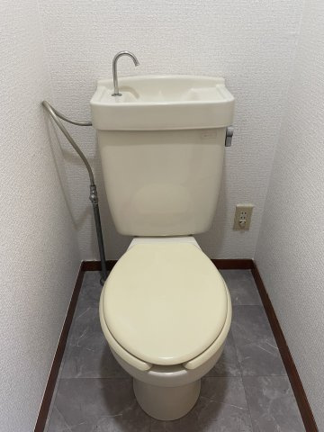 コーポCELGのトイレ
