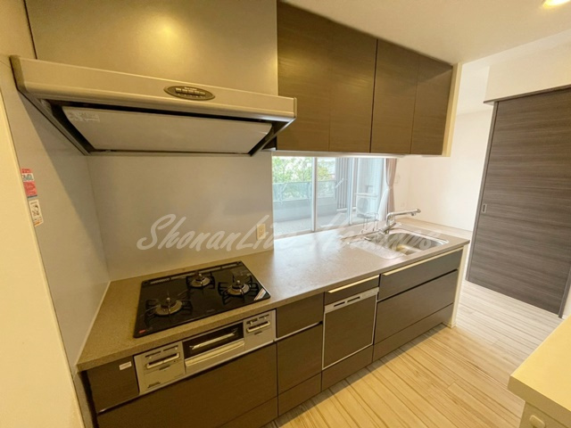 藤沢市辻堂神台１丁目の賃貸マンションのキッチン