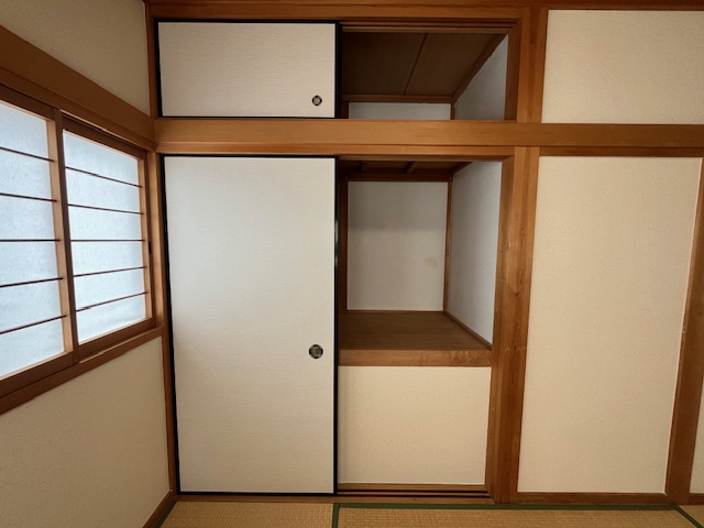 甲田貸家の収納