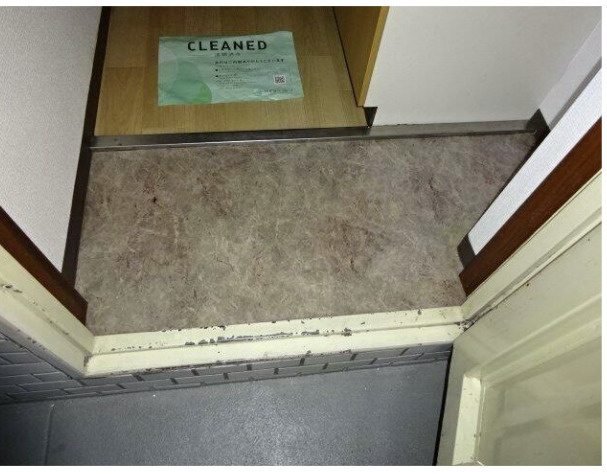 メゾン・ド・サペンの玄関