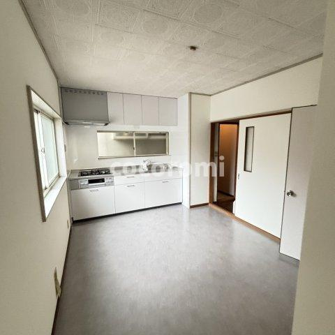 津田東町２丁目リノベ戸建の内装