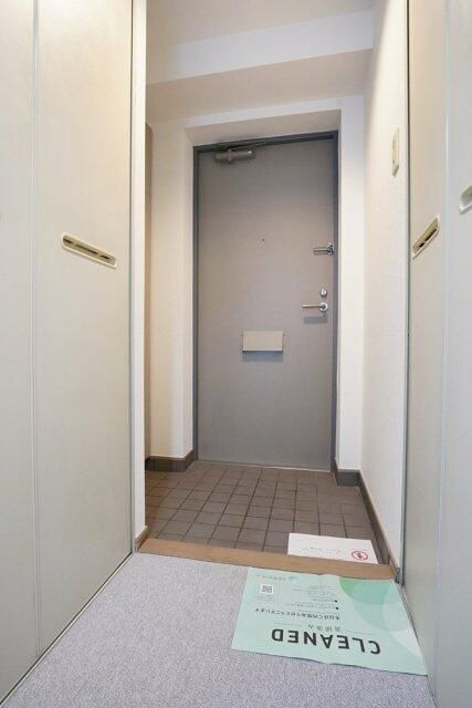 千駄木リリエンハイムの玄関