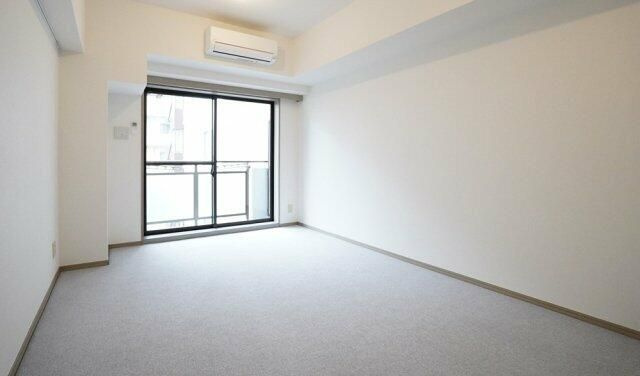 千駄木リリエンハイムの居間・リビング