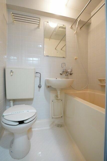 千駄木リリエンハイムの浴室