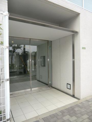 【エントランス】 | リファイズ綾瀬