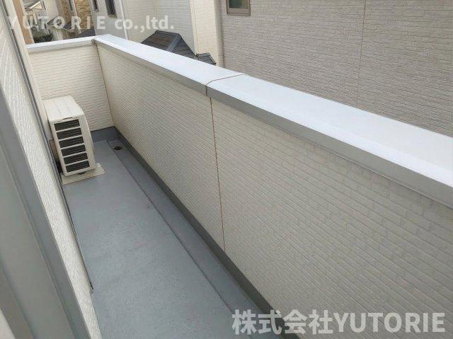 今注目の太陽光（蓄電）付　築13年ECO邸宅　鳶尾分譲地のバルコニー