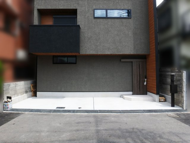 大森町新築戸建の駐車場