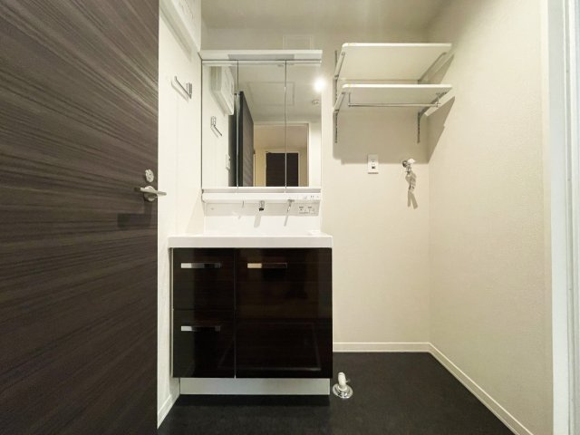 Bel Lapisの独立洗面台