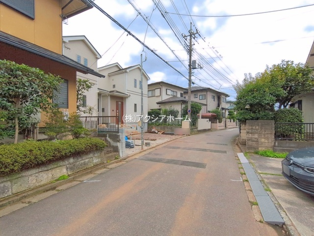 所沢市中新井4丁目・全2棟　新築一戸建　A号棟の前面道路含む現地写真|現地写真（2026年7月7日撮影）