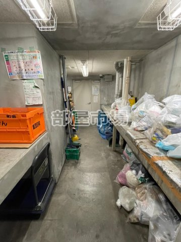 南千住マンションのその他共用部分|ごみ置き場