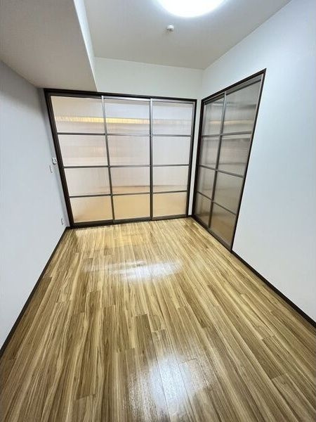 マスターズレジデンス道頓堀IIの寝室
